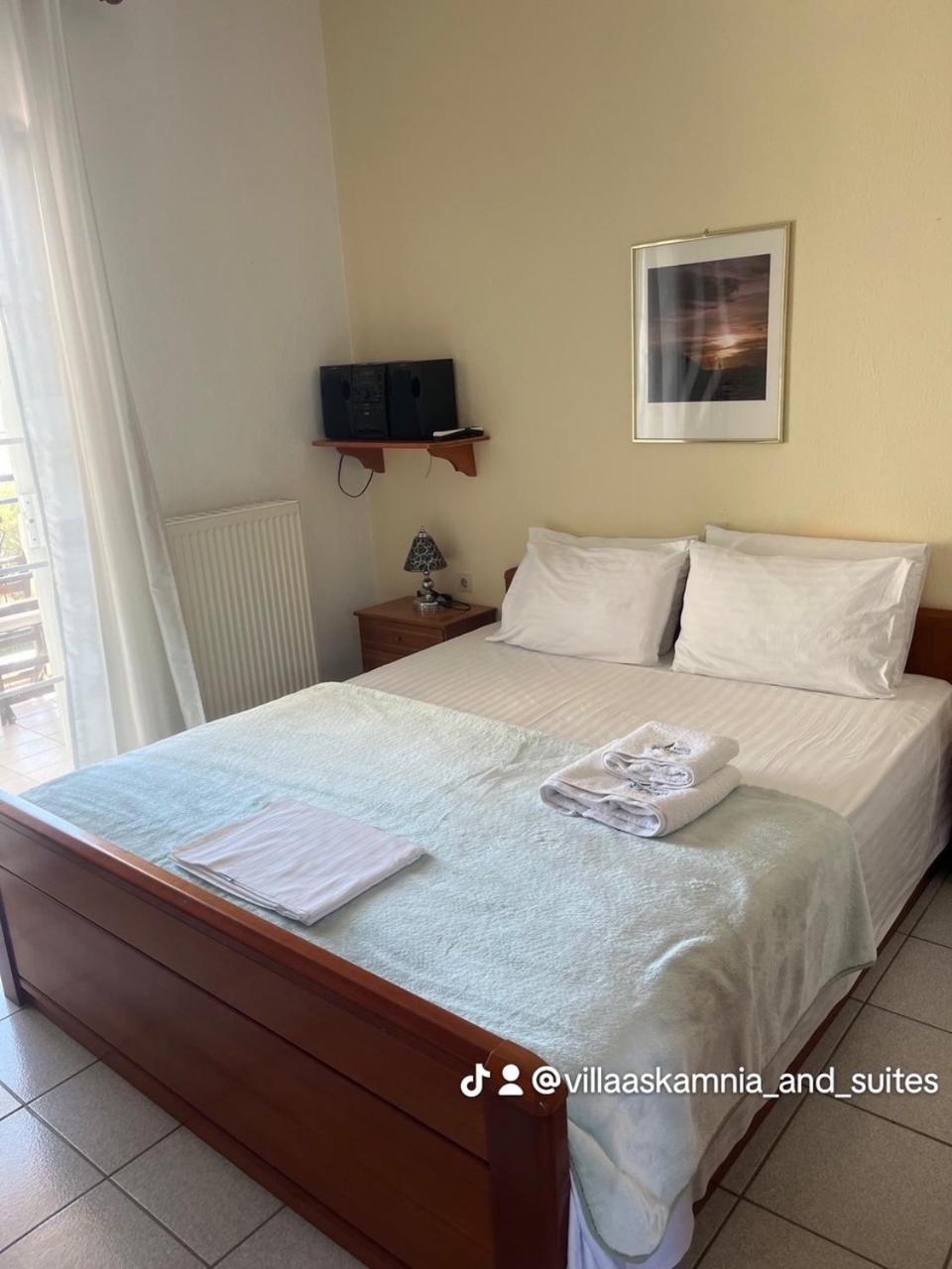 Villa Askamnia And Suites 尼基季 外观 照片